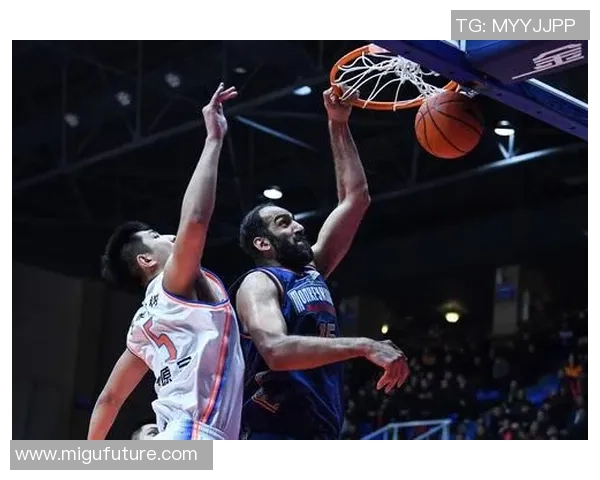 赛后分析：成都篮球队与南京篮球队在比赛中的战术意识与执行力探讨